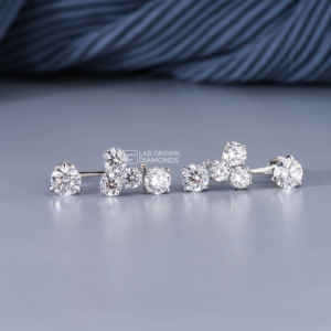 Boucles d'oreilles luxueuses en or 14 carats avec diamants de laboratoire taille brillant rond pour femme, bijoux élégants faits à la main en diamants synthétiques 3,3g - Product Image 5
