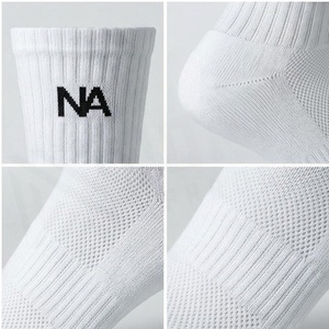 Chaussettes de sport blanches pour adultes, respirantes, en coton, pour la course à pied, usage quotidien estival, couleur unie, design tricoté - Product Image 4