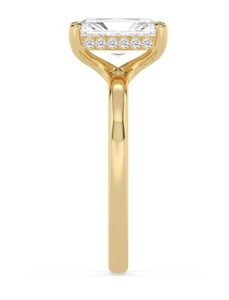 Bague de fiançailles de luxe classique en or rose 10K avec diamant de laboratoire taille radiant et taille rond de 2,08 carats et halo caché - Product Image 2