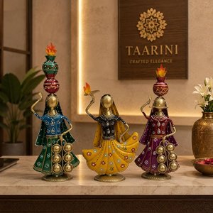 KRAFTSKALA Terah Taali Dance Doll Showpiece Set-3 Figurines de danseuses folkloriques du Rajasthan en fer forgé, faites à la main, 13 pouces, Décoration d'intérieur - Product Image 6