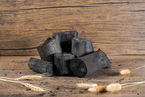 Charbon de bois naturel vietnamien KAW pour restaurant, barbecue, chicha, grillades, 80-90% de carbone fixe, 3-5% de cendres - Product Image 2