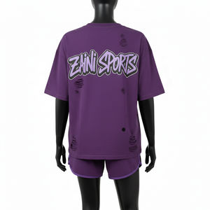 Conjunto de camiseta y pantalones cortos para mujer, jersey de algodón premium de 200 GSM, suave, morado, con paneles laterales en contraste, logotipo personalizado, conjuntos para mujer - Product Image 2