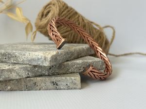 Adjustable Magnetic <b>Copper</b> Alloy Bracelet for Men & Women Hammered Rustic Classic <b>Bangle</b> Waterproof Jewelry Gift - Product Image 5