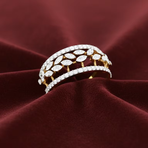 แหวนเพชรลายดอกไม้สุดหรูหรา สีทอง ดีไซน์โรแมนติกหลากหลายแบบ เหมาะสำหรับเจ้าสาว ฉลองครบรอบ และเป็นเครื่องประดับที่โดดเด่น - Product Image 3