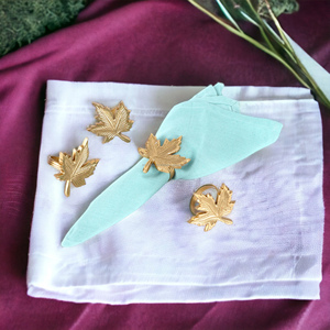 Hot Selling Golden Leaf-Shaped Napkin <b>Ring</b> Luxury Wood <b>Circle</b> Napkin Buckle for Parties Wholesale Bulk Quantity Table Decoration - Product Image 5