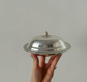 Beurrier en laiton poli durable pour la table familiale, offrant une brillance élégante et une résistance longue durée - Product Image 3