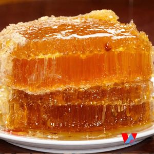 Manufacturer Honey Real Honeycomb/ Honey Comb Delicious 100% Natural Honey/ Ms. Alina - Product Image 4