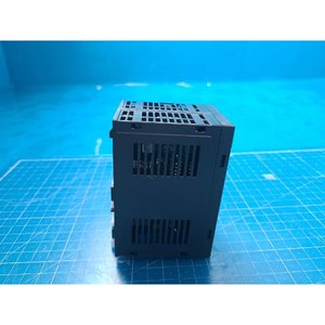 Hub de commutation Ethernet industriel Contec SH-8008(FIT)H, utilisé comme pièce détachée d'équipement semi-conducteur de génération précédente - Product Image 6