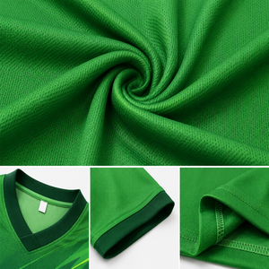 Conjunto de Camiseta de Fútbol Sublimada Personalizada, Roja y Dorada, Cuello en V, Sin Mangas, Unisex, Transpirable, Talla Grande, para Adultos, Todas las Temporadas, 100% Algodón, Secado Rápido - Product Image 4