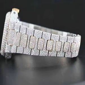 Reloj de Lujo con Diamantes Pavé y Esqueleto, Mecánico, Chapado en Oro Blanco, Diseño Único, Regalo Perfecto Para - Product Image 4