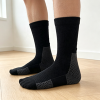 Chaussettes de basketball pour hommes avec semelle épaisse, design en maille respirante, jacquard brodé et évacuation de l'humidité