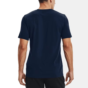 เสื้อยืดแขนสั้นผู้ชายทรงโอเวอร์ไซส์ลำลอง พิมพ์ลายโลโก้ด้านหน้าด้วยเทคนิคฮีททรานเฟอร์ ผลิตจากผ้าโพลีเอสเตอร์/คอตตอนผสม เป็นมิตรต่อสิ่งแวดล้อม แห้งเร็ว - Product Image 3