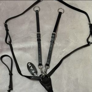 Harnais de poitrine pour cheval ALR Model 01 en cuir équestre - Cuir de qualité supérieure, ajustement confortable, taille et couleur personnalisables - Product Image 2