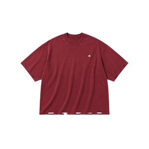 T-shirt homme surdimensionné en coton teint en pièce 100% avec détails œillets personnalisés, ourlet découpé, clous et col orné, style Hip Hop - Product Image 5