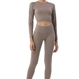 Conjunto de Yoga de 2 Piezas para Mujer, Leggings de Cintura Alta, Manga Larga, Personalizado, Ecológico, Transpirable, Ropa Deportiva - Product Image 4