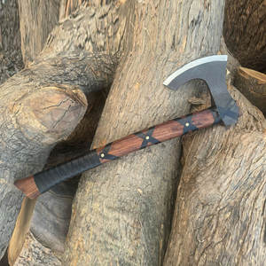 Hacha Vikinga Industrial Tradicional, Hecha a Mano, con Cabeza de Acero, Mango de Madera Natural y Empuñadura de Cuero, Estilo Nórdico Histórico, para Camping y Manualidades - Product Image 3