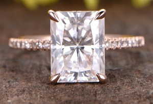 Premium 2.5 carat luxury look radiant Cut Diamond Engagement <b>Ring</b> in Yellow <b>Gold</b> Prong Setting Classic Women's - Product Image 1