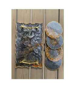 Plateau de service rectangulaire moderne en résine bleu océan avec veinage doré et poignées métalliques, vaisselle de luxe à effet artistique fluide - Product Image 2