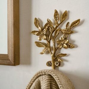 Rustic Antique Brass Wall <b>Hooks</b> Vintage Finish Strong Build Ideal For Entryway Bathroom <b>Kitchen</b> Hanging Organizer - Product Image 1