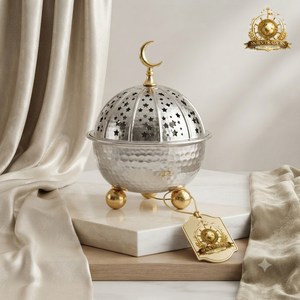 Cuenco de metal dorado martillado a mano con tapa abovedada y asas a juego, vajilla de lujo para dátiles y dulces - Product Image 3