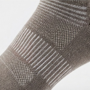 Chaussettes courtes à 5 doigts pour hommes, rayées, tricotées, respirantes, en coton et élasthanne, fines, pour l'été, usage quotidien - Product Image 6