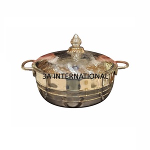 Plat de service en bois finition noyer, forme ronde, design classique, durable, pour maintenir les aliments au chaud, fournisseur d'Inde - Product Image 6