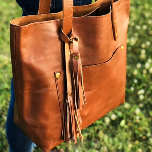 กระเป๋าโท้ทหนังวัวแท้เคลือบแว็กซ์สีพื้นขนาดใหญ่ ยี่ห้อดัง หรูหรา พร้อมซิปปิด รุ่น LTB-0269 สำหรับผู้หญิง - Product Image 1