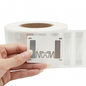 Étiquette RFID UHF intégrée étanche pour la gestion des actifs, autocollant RFID 860-960 MHz Nextwaves - Product Image 1