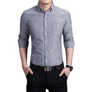 เสื้อเชิ้ตผู้ชายลำลองสีขาว แขนยาว ผ้าฝ้ายป๊อปลิน 100% สำหรับฤดูใบไม้ร่วง ราคาถูก คุณภาพส่งออก รับผลิตตามแบบ พร้อมสกรีนโลโก้ - Product Image 6