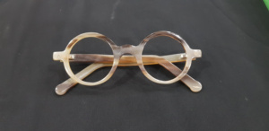 Montures de lunettes pour hommes de l'Inde Cadres en corne de luxe faits à la main pour tous les visages Cadres pour lunettes - Product Image 3