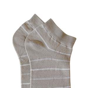 ถุงเท้าข้อสั้นลายทางสีเบจสีกากีคู่ลำลองผ้าฝ้ายฤดูร้อนระบายอากาศได้ดีป้องกันแบคทีเรียนุ่มสวมใส่ทุกวันผู้ชาย - Product Image 3