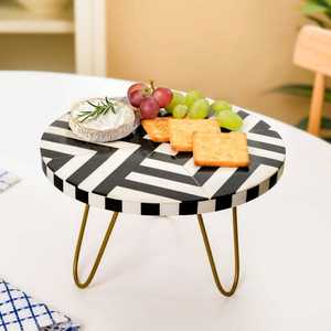 ถาดเรซิ่นทรงกลมสำหรับใส่ผลไม้ ถาดตกแต่งสีดำและสีขาว ถาดเสิร์ฟอาหาร ถาดเรซิ่นทรงกลมสำหรับเสิร์ฟอาหาร - Product Image 1