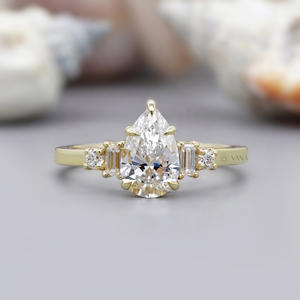 Bague de fiançailles en argent sterling massif 1,52 carats, sertie de cinq pierres, sertissage à tension, moissanite taille baguette latérale, pour cadeau d'anniversaire - Product Image 6