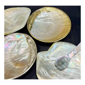 Assiette en nacre naturelle, faite à la main, décorative, style côtier de luxe, accessoire d'intérieur pour la maison - Product Image 4