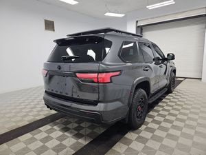Toyota Sequoia TRD Pro d'occasion 2025 - Product Image 2