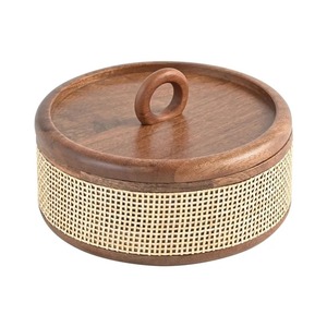 Caja de Almacenamiento Redonda de Madera con Revestimiento Esmaltado, Aislada, Antiadherente, con Tapa, Diseño Minimalista Ecológico, Hecha a Mano, 20 cm de Diámetro - Product Image 3