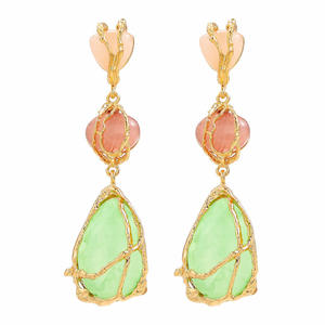 Pendientes Colgantes de Resina Multicapa Hechos a Mano, Ecológicos y Tradicionales, Coloridos, con Diseño Irregular Exagerado para Mujer - Product Image 2