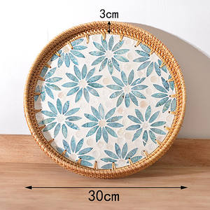 Regalo de San Valentín, Bandeja Redonda Tejida a Mano de Ratán y Conchas Marinas, Bandeja para Servir, Artesanía Vietnamita, Bandeja Decorativa, Bandejas de Almacenamiento - Product Image 1