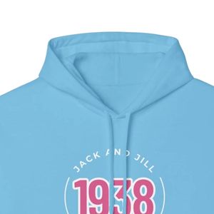 เสื้อฮู้ดดี้สีชมพูแบบยูนิเซ็กซ์ ลายกราฟิกปี 1938 แบรนด์ Jack and Jill แขนยาว พรีเมียม สวมใส่สบายๆ แฟชั่นลำลอง ขายส่งเสื้อผ้า - Product Image 3