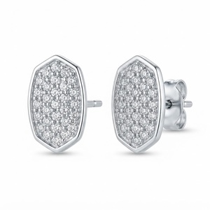 Boucles d'oreilles clous en moissanite forme hexagonale, argent sterling 925, micro-pavé de diamants taille ronde, minimalistes, pour femme, usage quotidien - Product Image 1