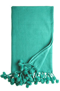 Manta de Algodón 100% Tejida con Borlas de Pompones |   Manta Decorativa Boho para Sofá |   Manta de Algodón Estilo Marroquí - Product Image 3