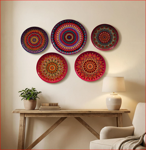Juego de 5 Platos Decorativos de Pared con Mandala |   Arte de Pared Metálico Hecho a Mano para Sala de Estar, Dormitorio, Pasillo y Decoración del Hogar Multicolor - Product Image 4