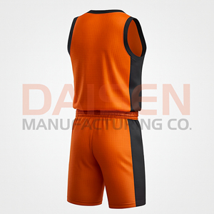 Ensemble d'uniformes de basketball personnalisés, légers et respirants, maillot et short pour l'entraînement et les tournois - Product Image 4