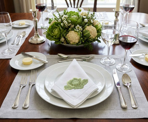 Servilletas de Cena Bordadas Personalizadas al por Mayor, con Dobladillo, Lavables a Máquina, Lavadas con Piedras, Duraderas, Decoración del Hogar, Tamaños Completos, 100% - Product Image 1