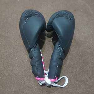 Wholesale Mexican Style Lace up Real Cowhide Leather Boxing Gloves, Any Logo label Color Size Oz - Product Image 2