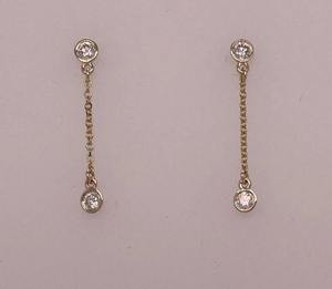 Boucles d'oreilles pendantes en or 14 carats avec diamant de laboratoire rond serti clos, certifiées IGI, bijoux fins minimalistes et élégants, cadeau pour femme - Product Image 1