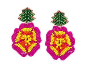 Boucles d'oreilles CRYSTAL CRAFT Premium élégantes avec broderie florale perlée, design de bijoux mignon et style artisanal affirmé - Product Image 6