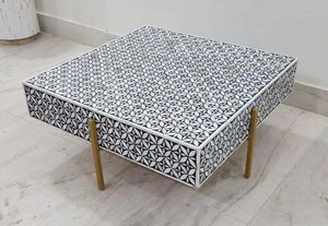Table basse en os, meuble incurvé, mosaïque complexe, design artisanal, élégante pièce maîtresse d'intérieur - Product Image 6