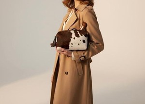 Custom Made Leather Hair On <b>Toiletry</b> Bag Genuine Cowhide Mens Travel Kit Wholesale Luxury Cosmetic <b>Storage</b> Case LHON-0013 - Product Image 1