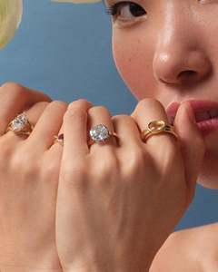 Bague de mariage solitaire en or massif 14 carats avec diamant de laboratoire taille coussin serti à griffes, 1 à 4 carats, personnalisée, faite à la main, certifiée IGI - Product Image 5